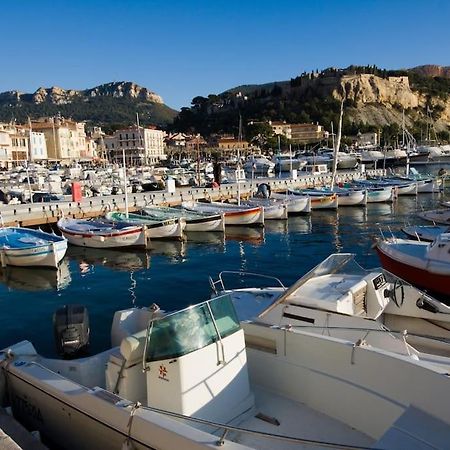 La Savinienne De Cassis- 5Mn Port Plage Face Mer Kültér fotó
